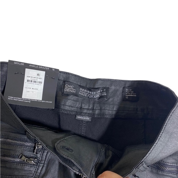 Chic Denim Jean Skylar High Rise Ankle Grazer Zip Crst Size 16 - Picture 5 of 7